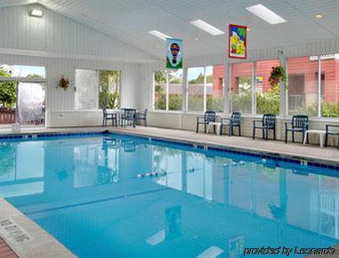 Super 8 Beachfront By Wyndham Mackinaw City, Mi Fasiliteter bilde