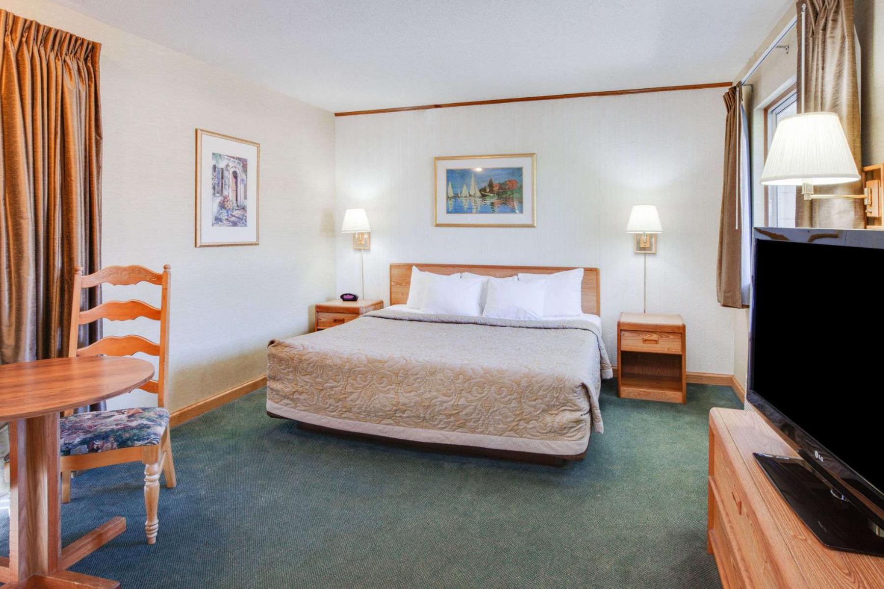 Super 8 Beachfront By Wyndham Mackinaw City, Mi Eksteriør bilde